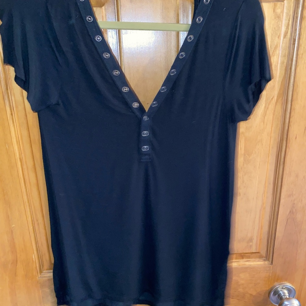 AE button through Henley tee XS